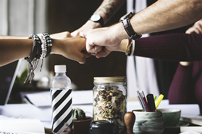 Building an employee recognition program